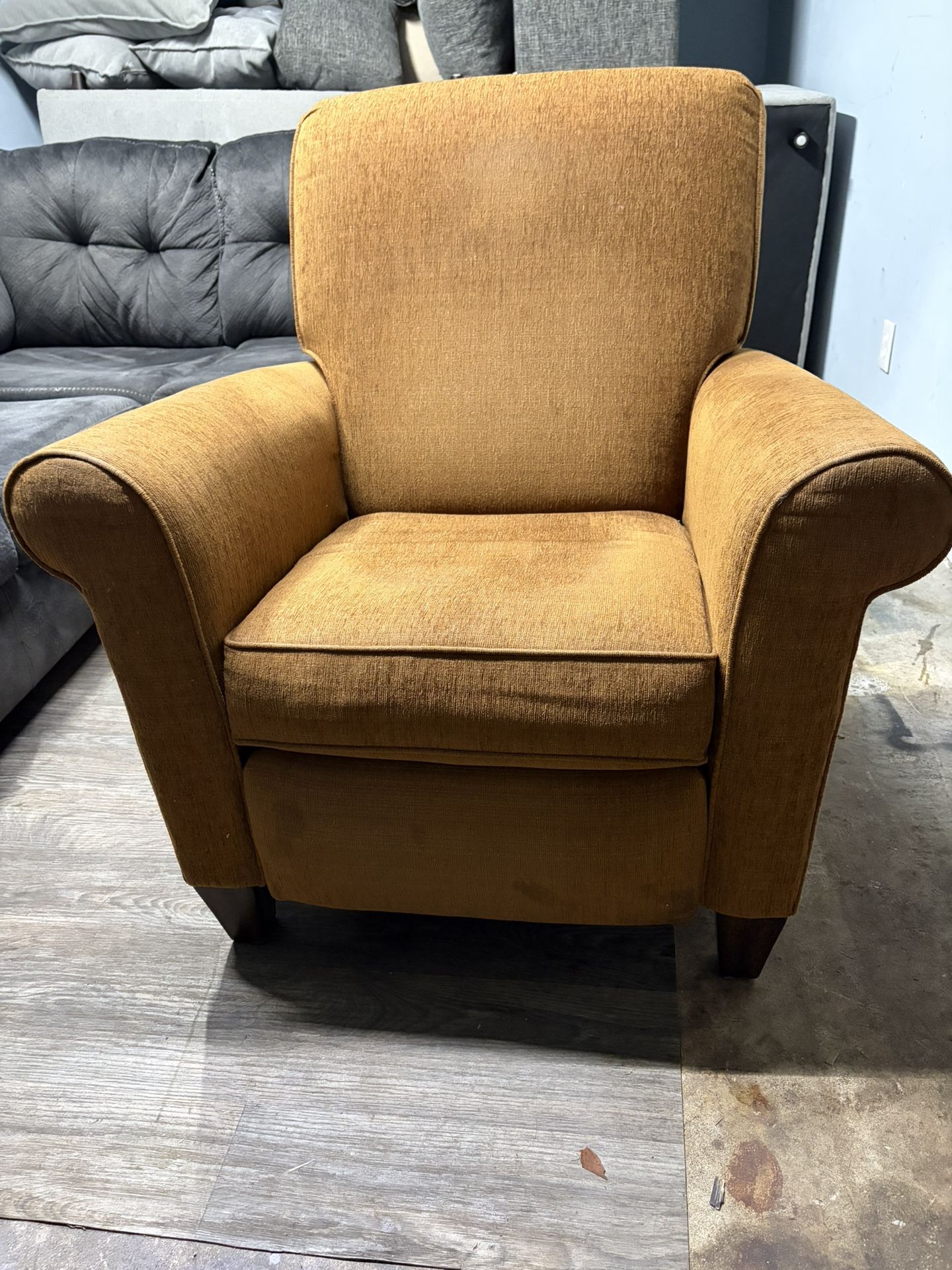 Dana High Leg Recliner  