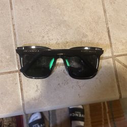 Louis Vuitton Sunglasses for Sale in Portland, OR - OfferUp