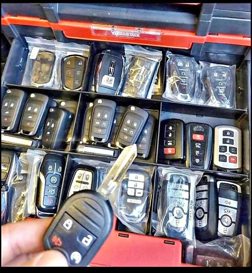 Car Key's, Remotes And Key Fobs 🔑