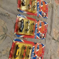 ERTL 2001 DUKES of HAZZARD COUNTY HOT PURSUIT Set - MultiColor