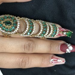 Emerald and white topaz Ring size 8