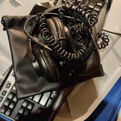 Shure Headphones 