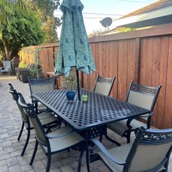 Cast Aluminum Patio Set