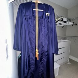 FIU Graduation/Commencement Gown + Chord