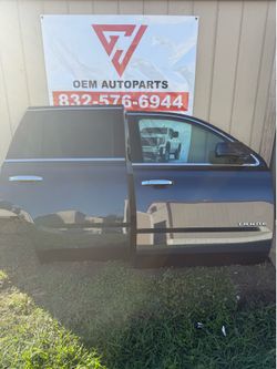 2015 2020 Chevrolet Chevy Tahoe Front Right passenger side door rear right passenger side doors