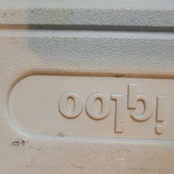 Igloo cooler