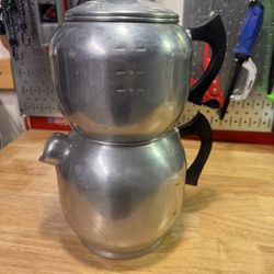 Vintage West End 18 Cup Perculator 