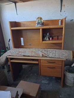 Wood Computer Desk with Hutch and Drawers