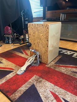 Meinl woodcraft cajon with pedal and bag