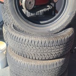 225 60 R17 Yokohama Geolandar A/t