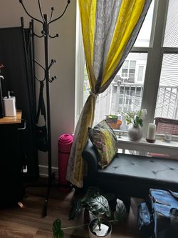 Coat rack 15$