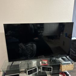 LG ThinQ 4k TV;  65’ 