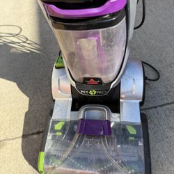 Bissell ProHeat 2X Revolution Pet Pro Carpet Cleaner / Shampooer