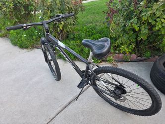 Trek marlin 6 27.5 mountain bike