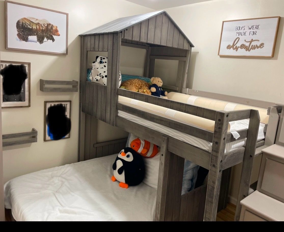 DONCO TWIN OVER FULL BED