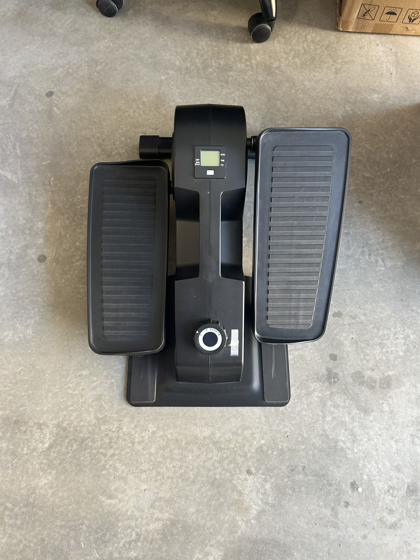 Cubii Seated Elliptical ( All Ages) Exerciser
