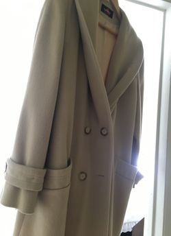 Vintage Cream wool coat great condition