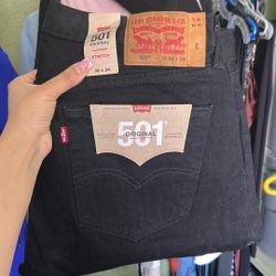 Black 501 Levi’s 36x34