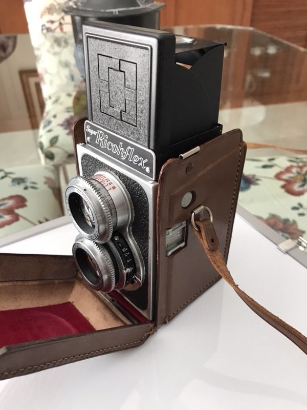 Vintage Super RicohFlex TLR Camera