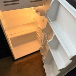 Mini Fridge Midea 