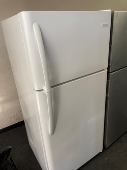 Frigidaire Top Mount Refrigerator White EnergyEfficient