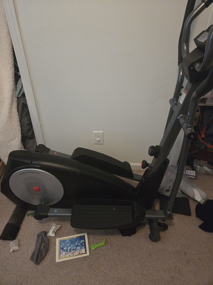 YOUNGFIT Elliptical Machine 