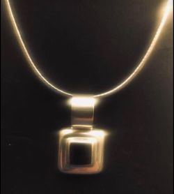 Beautiful Vintage Sterling Silver 17 - Herring Bone Necklace Made In Italy & Black Onyx Pendant-Heavy