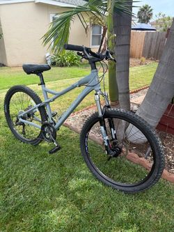 MTB Giant Rainier
