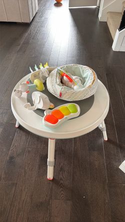 Skip hop activity center w/ all attachments