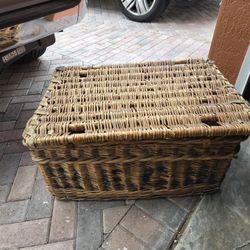 Large Wicker Basket 