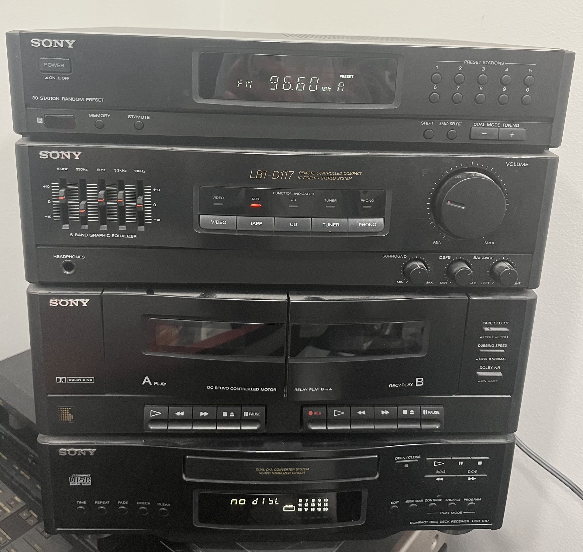 FOR PARTS OR REPAIR Sony LBT-D117 Stereo Receiver Compact Component System All Working But Cassette