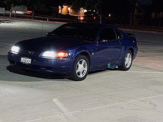2003 Ford Mustang
