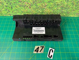 05-11 Mercedes SLK300 SLK350 Rear SAM Module Relay Fuse Junction Box Assy OEM