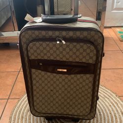 GUCCI Made In Italy