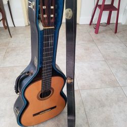 1964  Manuel Velazquez Concert Classical Guitar