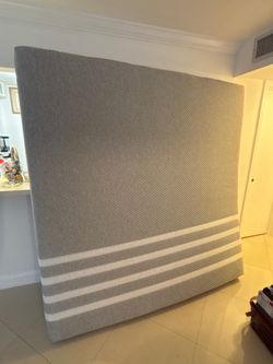 Leesa King Size Mattress , Never Slept On