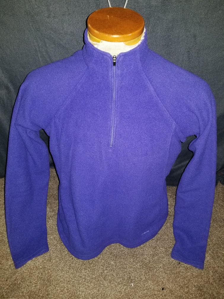 Patagonia sweater size L