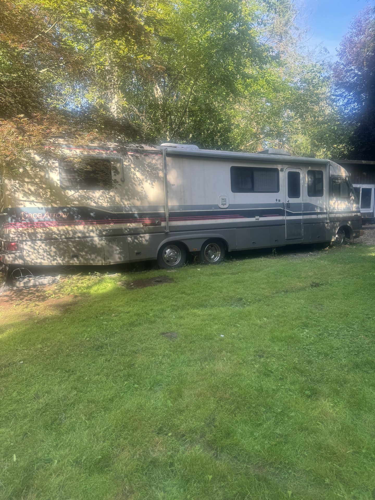 Campers & RVs