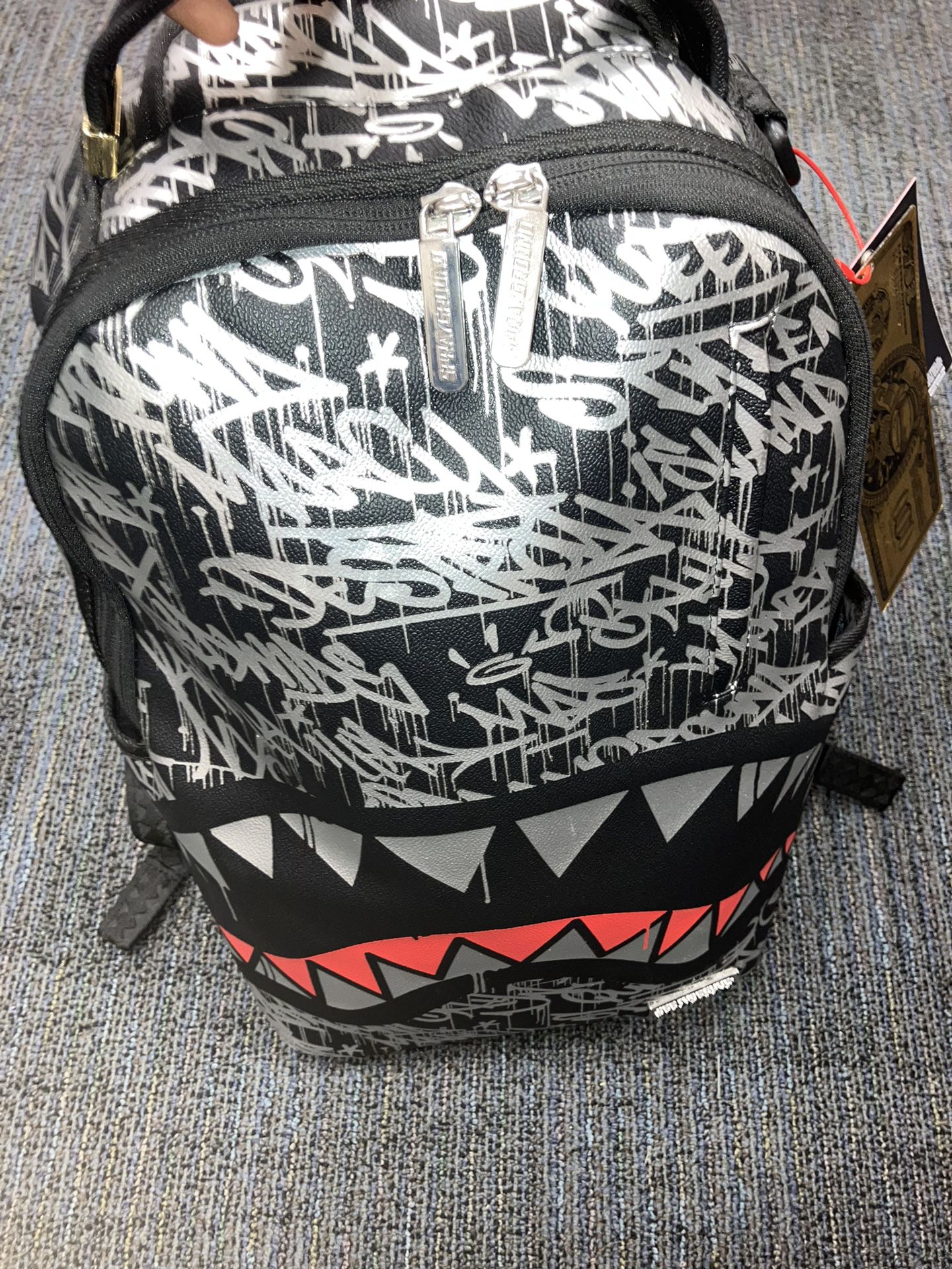 Sprayground backpack for Sale in Las Vegas, NV - OfferUp