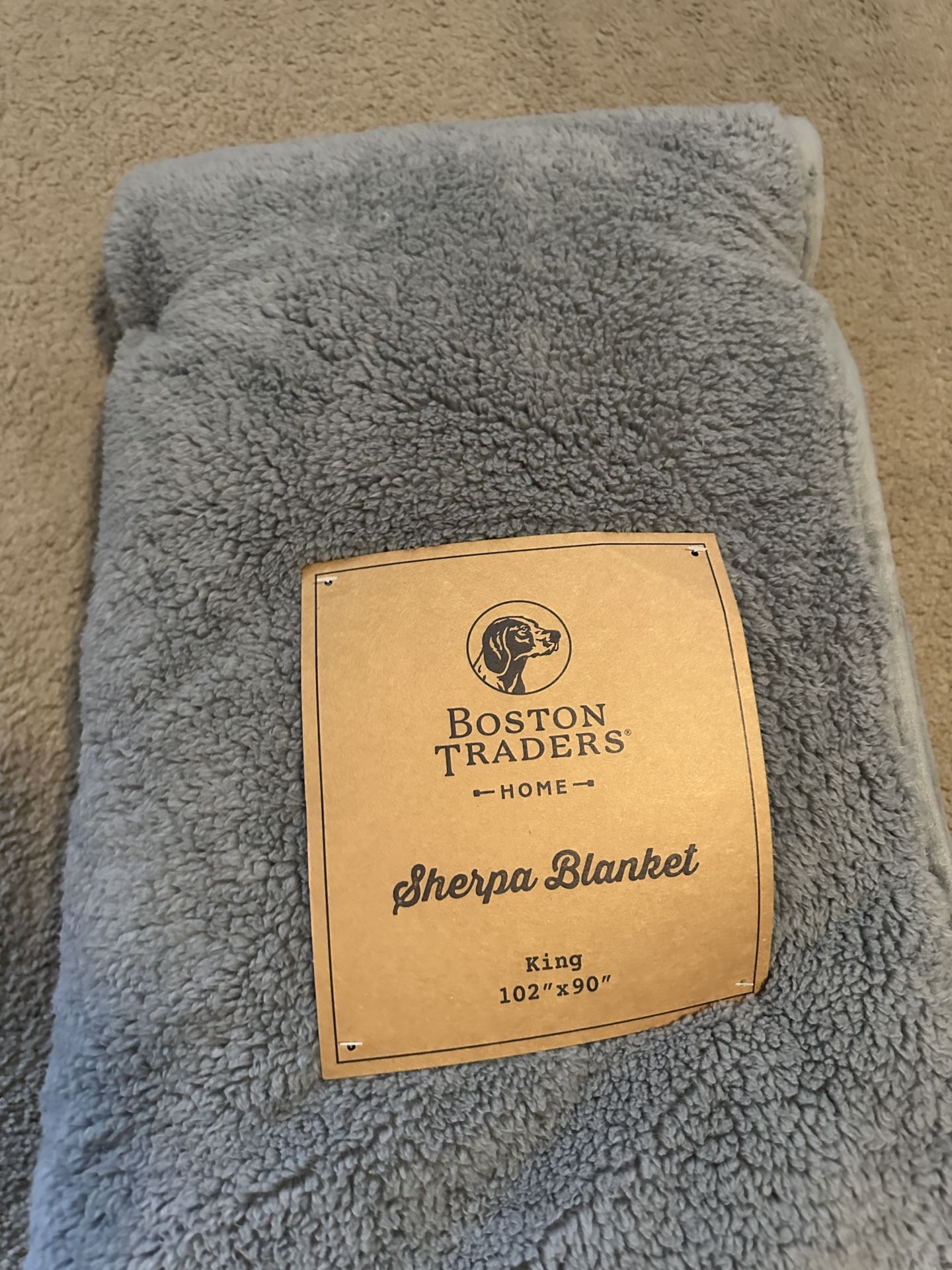 New Boston Traders King Size Sherpa Blanket for Sale in Las Vegas NV OfferUp