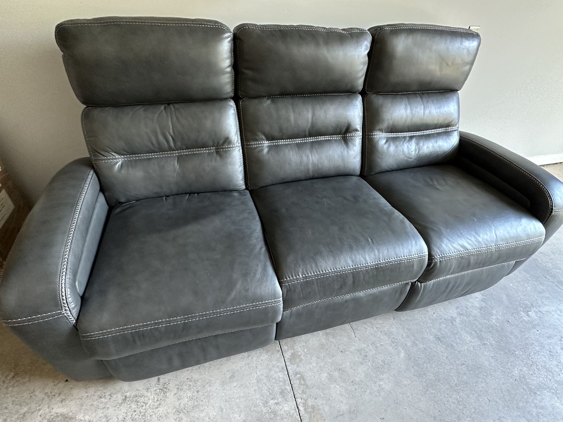 Leather Motorized Reclining Sofa / Couch 