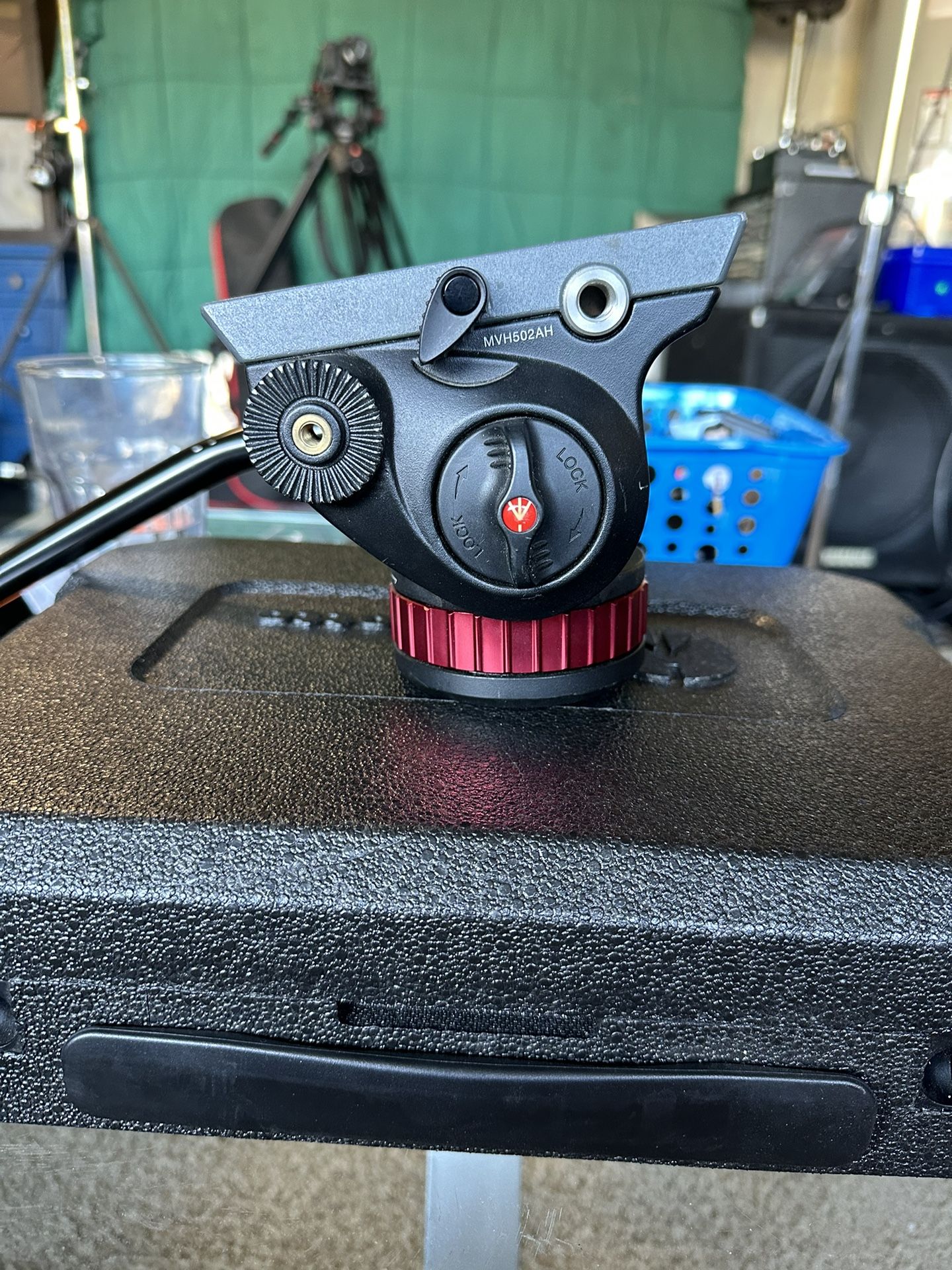 Manfrotto Video MVH502AH Pro Fluid Head with Flat Base