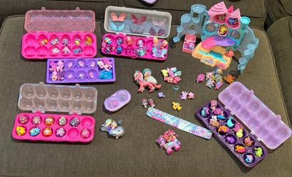 Hatchimals CollEGGtibles Large Lot with Playset