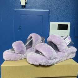 PURPLE UGG SHOES SIZE 9