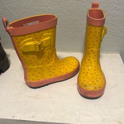 7/8 Rain Boots 