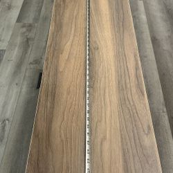 Stereo/ Tv Stand/ Cabinet