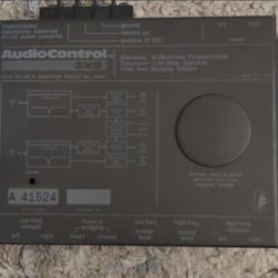 Vintage AudioControl 2XS crossover car audio 90hz