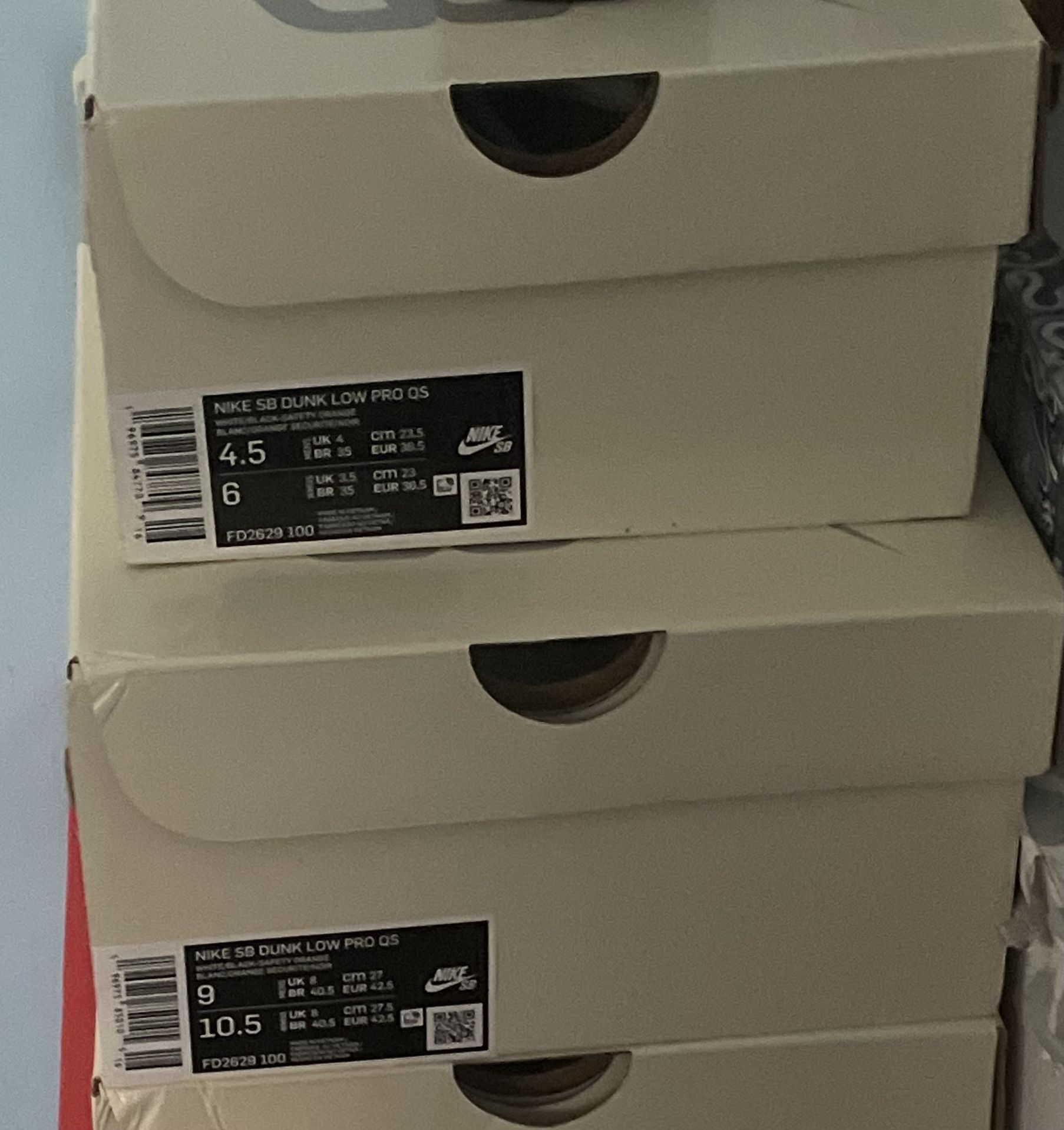 Men's shoes
