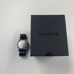 Nixon Watch