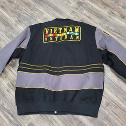 Vietnam Veteran embroidered
jacket men Racing style jacket coat 3 XL
 Exc. Condition 